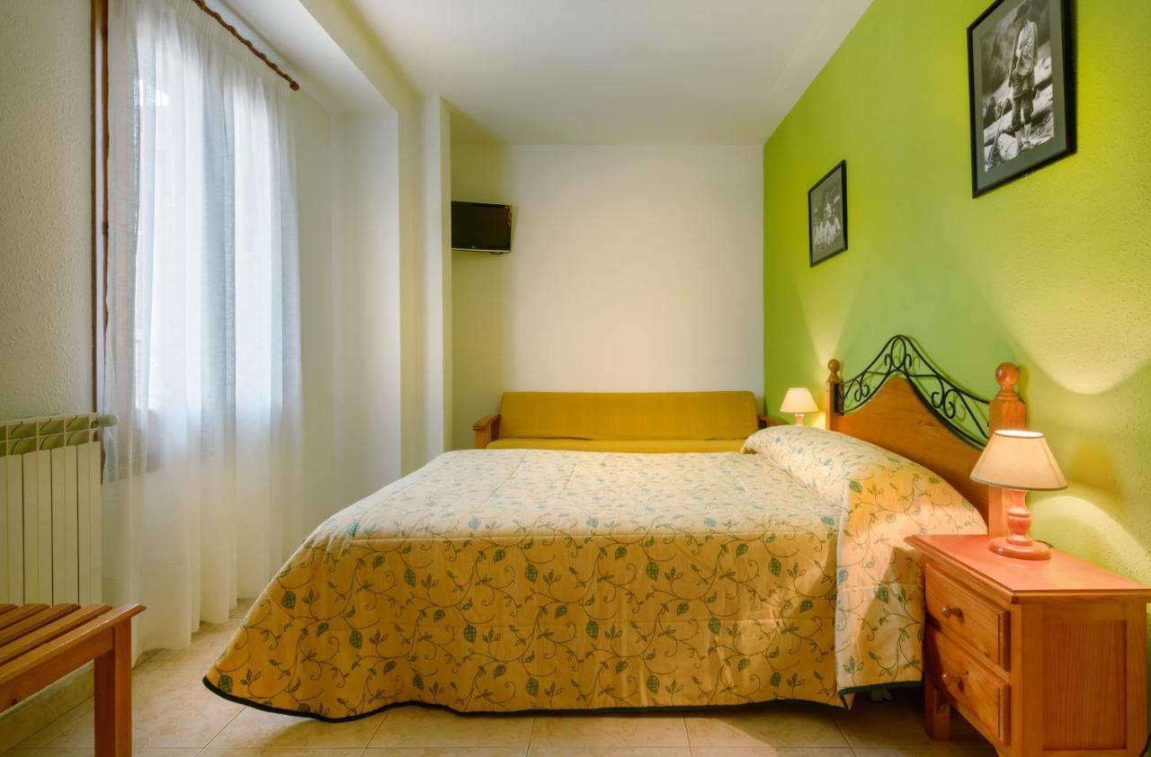 Hostal Kimboa Ansó Екстериор снимка