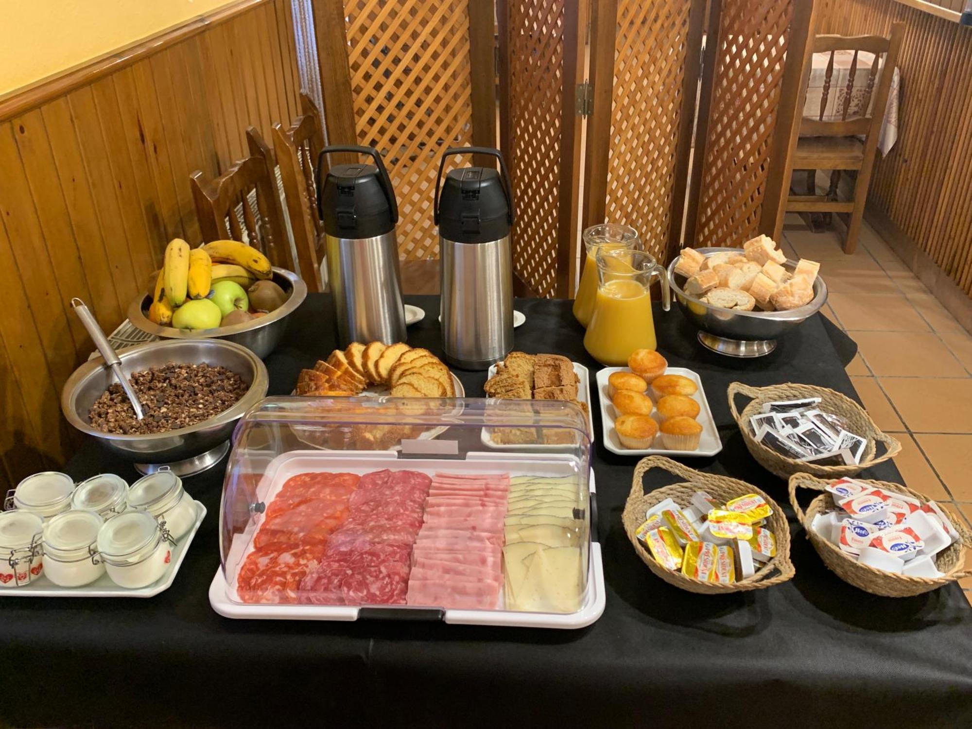 Hostal Kimboa Ansó Екстериор снимка